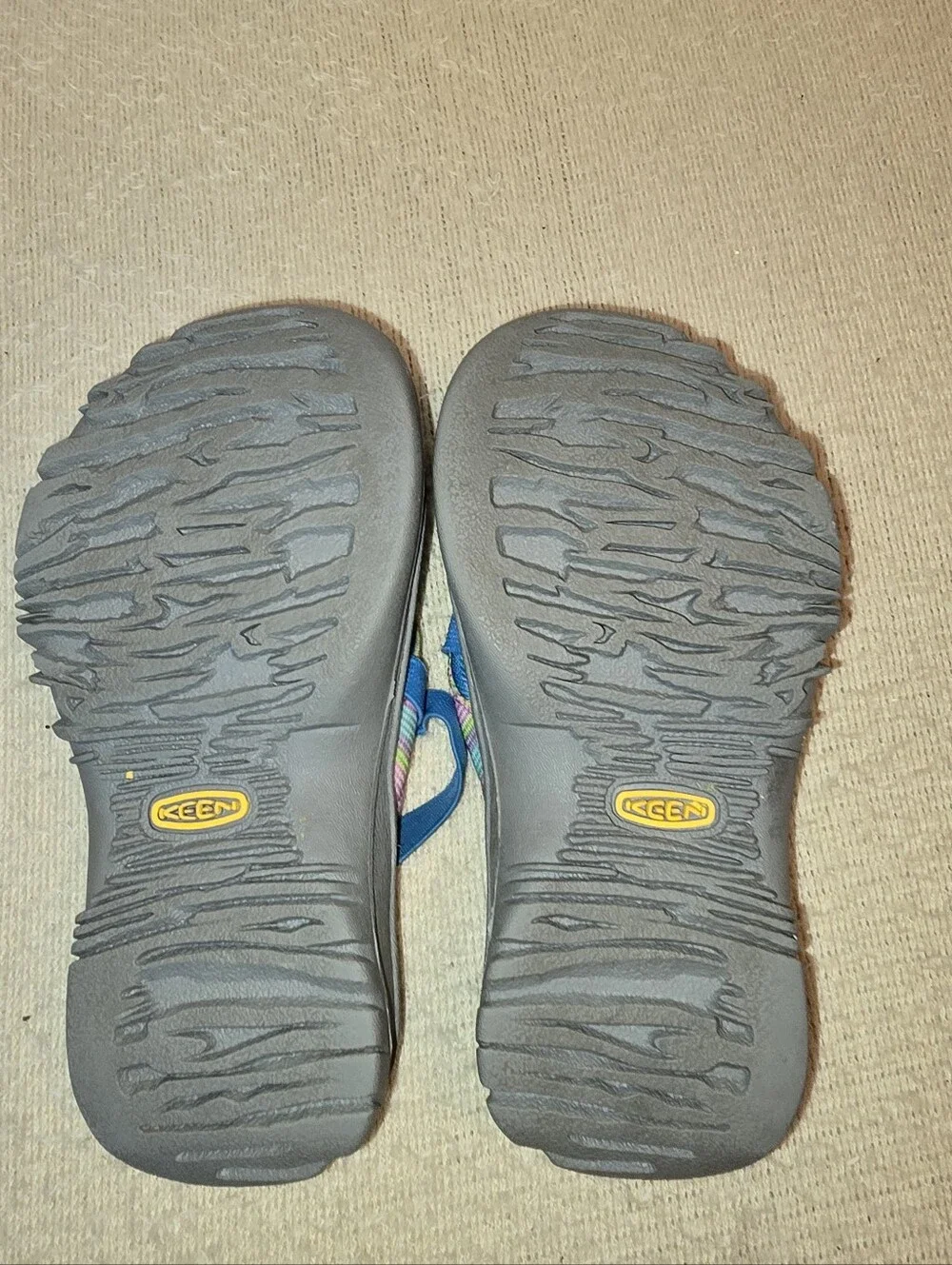 Keen Waimea Flip Flop Kids Multicolor Striped Sandals with Blue Trim size 10